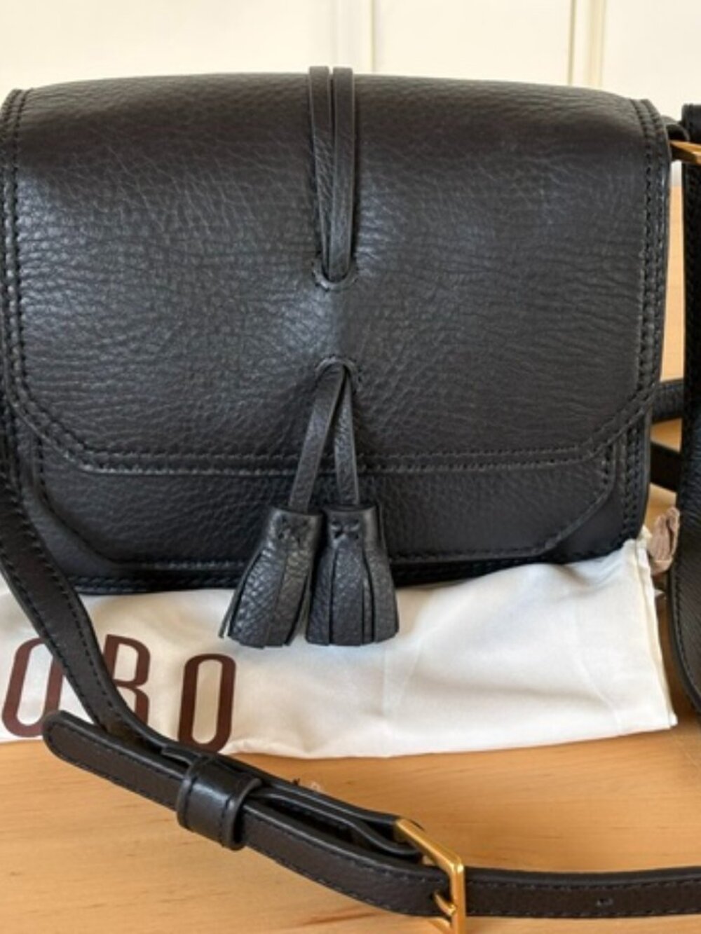 HOBO Eden Small Crossbody -Black